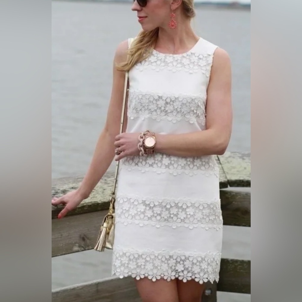 J CREW Sz 6 White 100% Cotton and Lace Sheath Mini Dress Lined Round Neckline